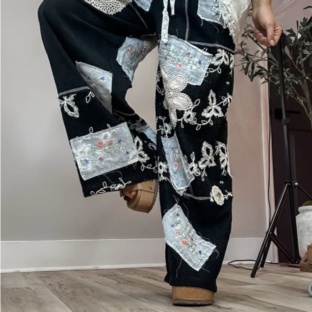 POL BLCK CRAZY ABOUT YOU PATCHWORK BOTTOMS Patterned Patchwork Women's Pants - Picture 7 of 8